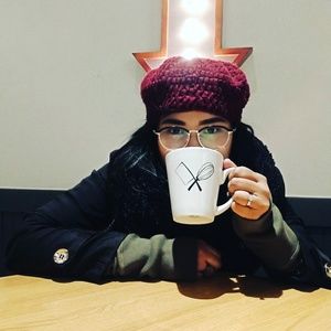 Meet your Posher, Yvonne